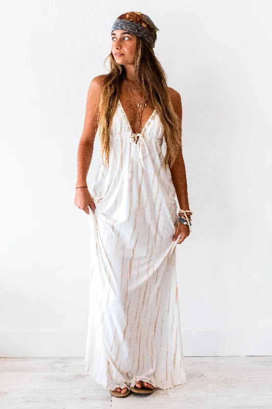 Roam Maxi Dress Cozy Knitted Maxi Dress