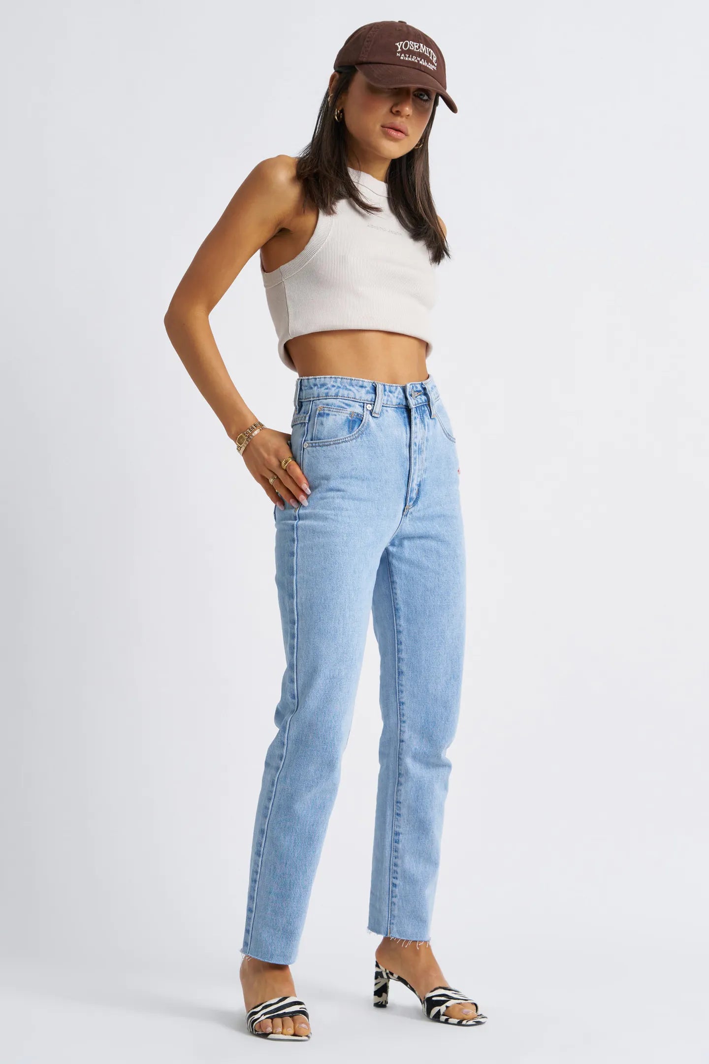 A 94 High Slim Petite Jean Walk Away Trendy Button-Up High-Waist Jeans