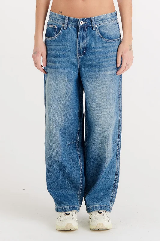 Goliath Jean Blue Stylish High-Rise Mom Jeans