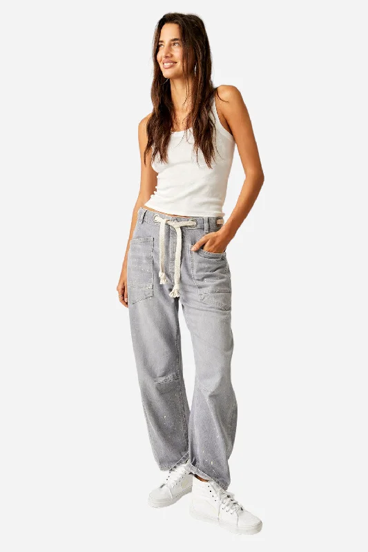 Free People Moxie Low Slung Pull On Barrel Jean in Little Darlin Cozy Tencel Blend Denim Jeans